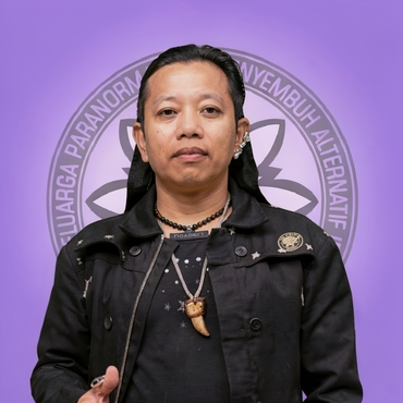 Putra Sriwijaya / Hang Solahuddin